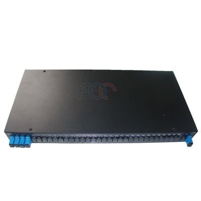 Θραύστης G.657A 1260nm οπτικών ινών PVC 1×4 LSZH με τους συνδετήρες Sc LC ST FC